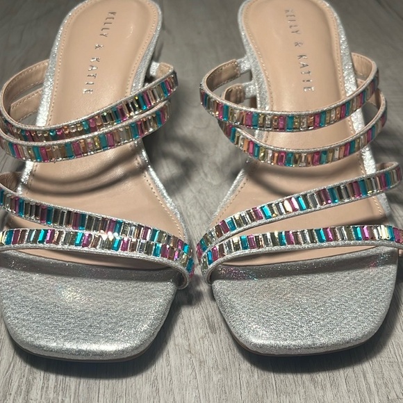 Kelly & Katie Silver Heeled Sandals - Picture 10 of 10